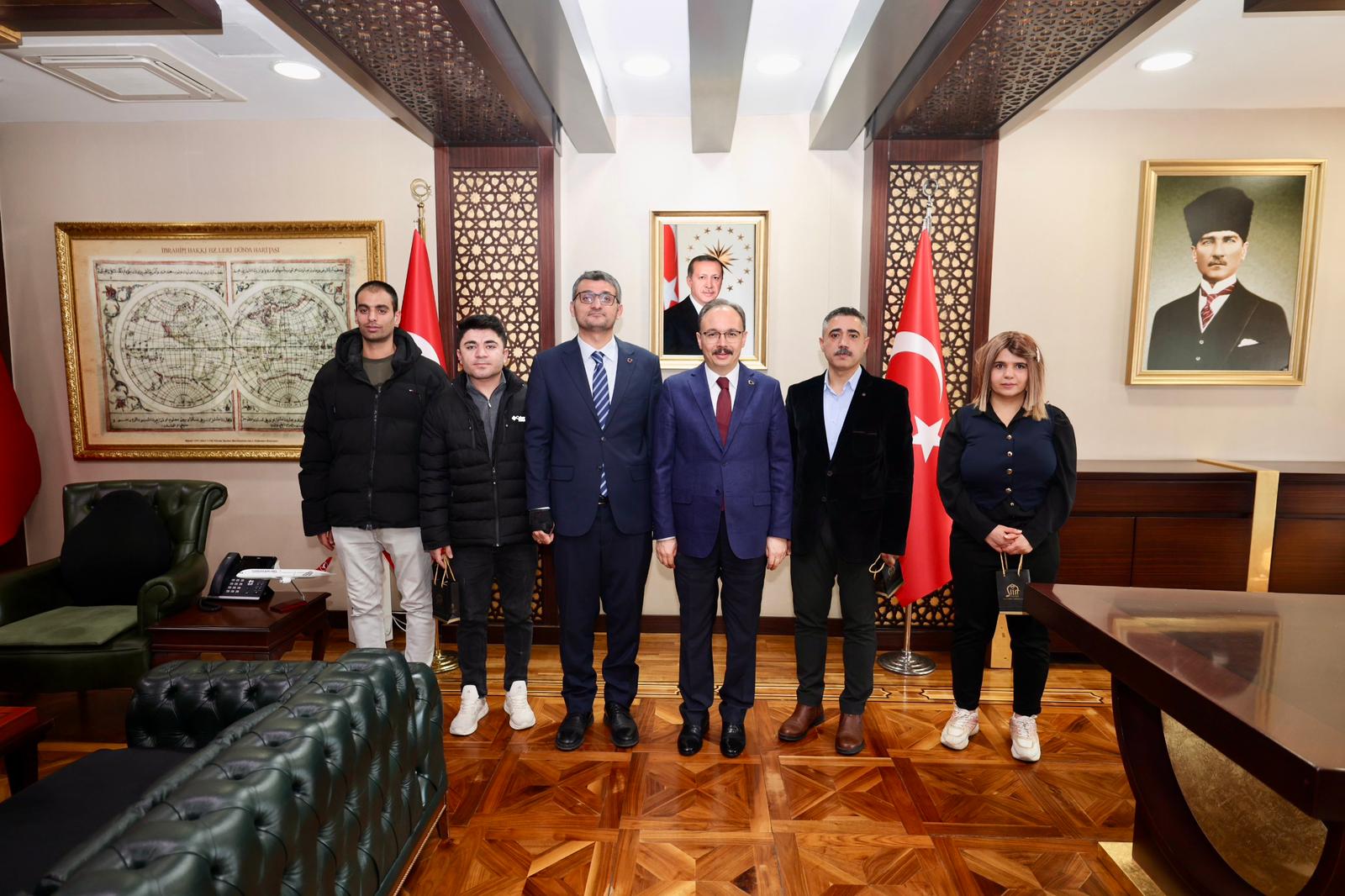 Siirt’te “Bırak Kazan” Kampanyası Meyvelerini Verdi: Sigarayı Bırakan Vatandaşlara Ödül
