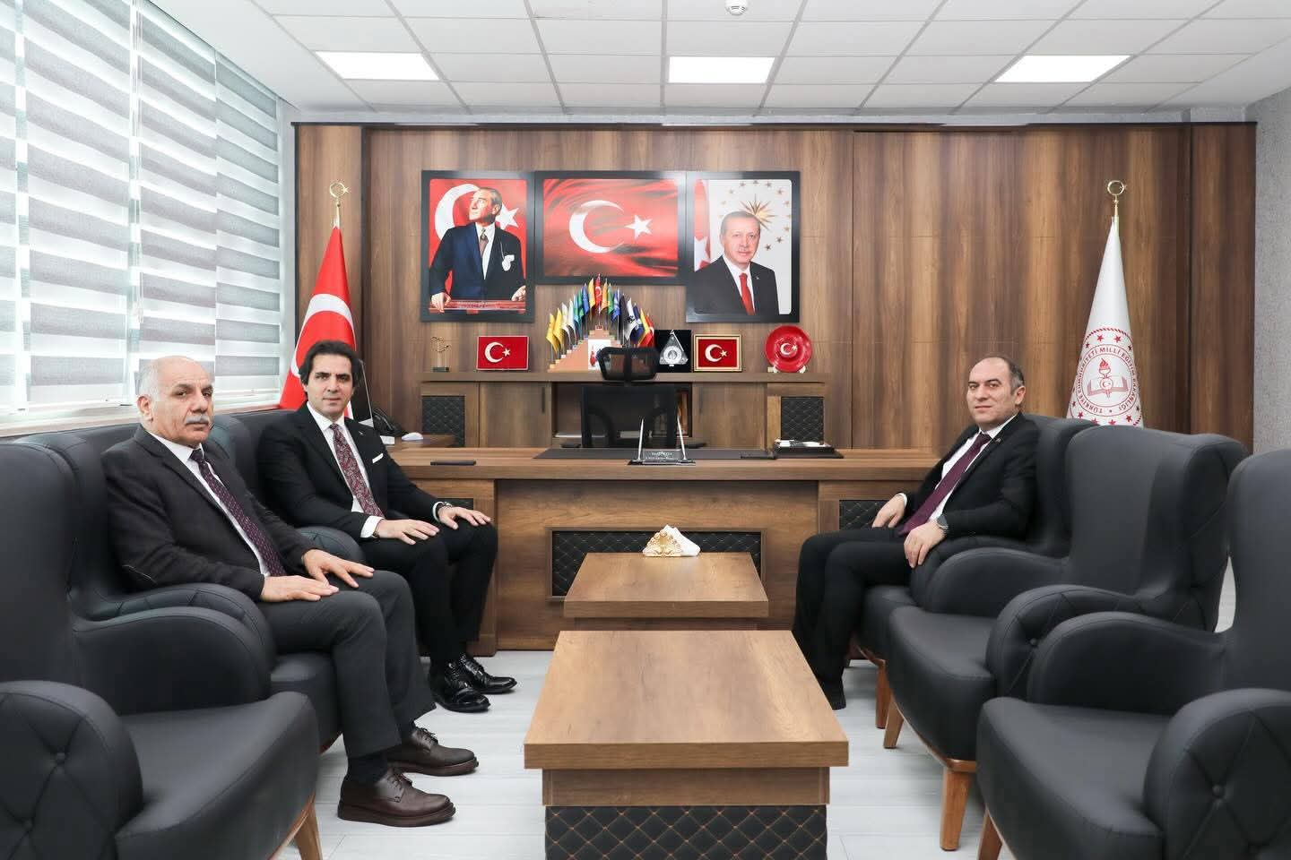 Siirt İl Millî Eğitim Müdürü İlhan Saz’dan Bitlis’e Ziyaret