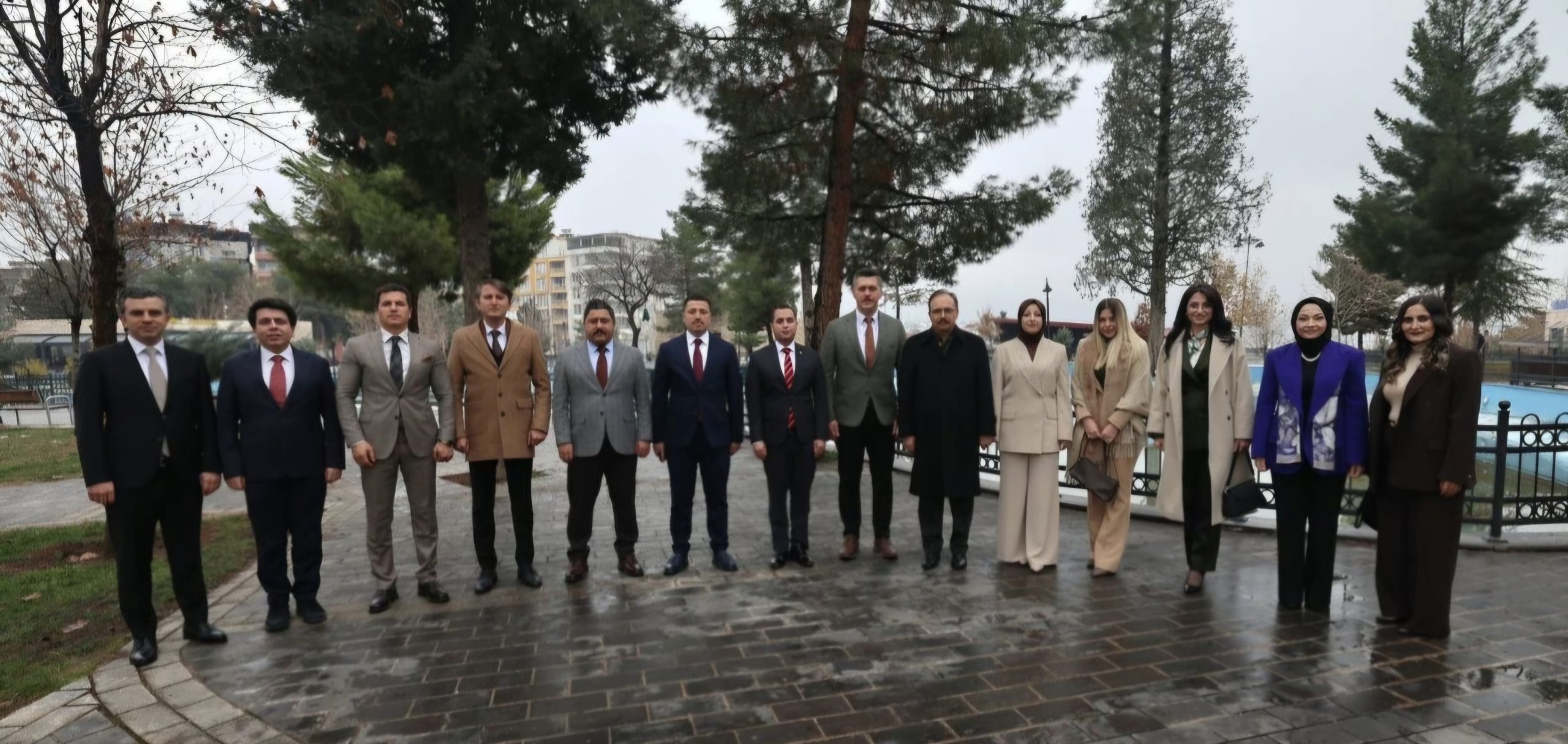 Vali Dr. Kemal Kızılkaya, İdareciler Günü’nde Vali Yardımcıları ve Kaymakamlarla Bir Araya Geldi