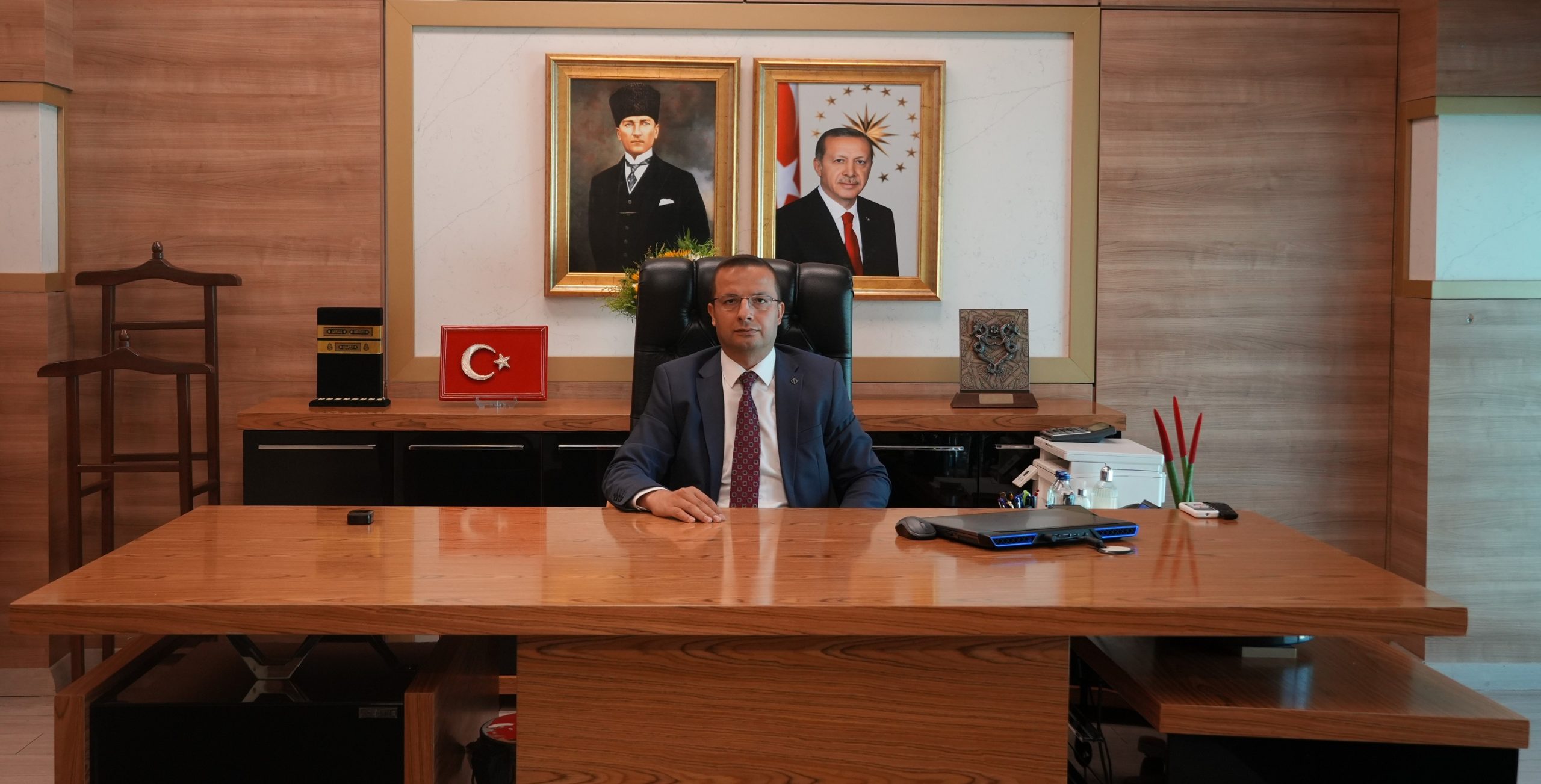 Cizre Kaymakamı Ahmet Vezir Baycar, Vatandaşla Kurduğu Gönül Bağıyla Takdir Topluyor