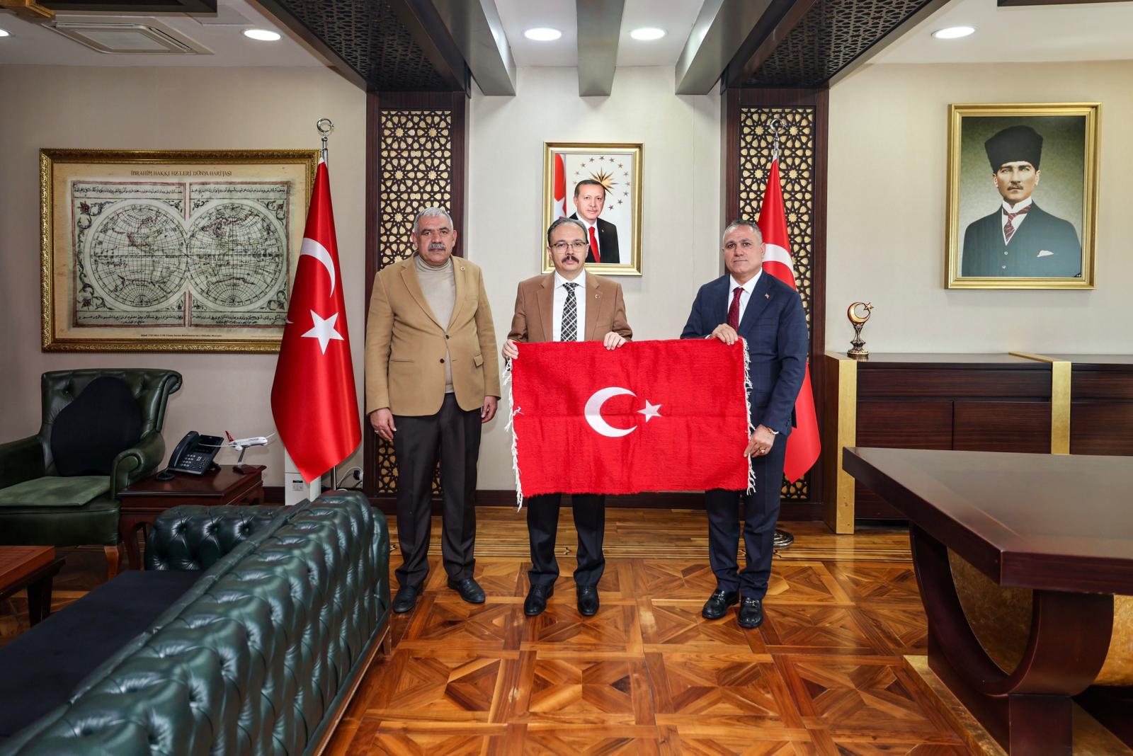 Siirt Valisi Kemal Kızılkaya, Şehit ve Gazi Aileleri Heyetini Kabul Etti