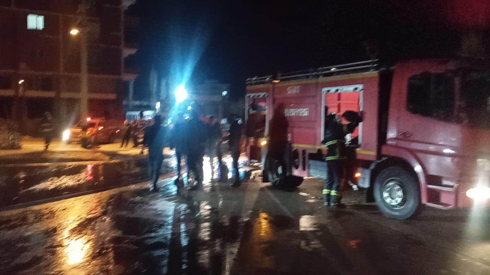 Siirt’te Benzin İstasyonunda Çıkan Yangın Korkuttu