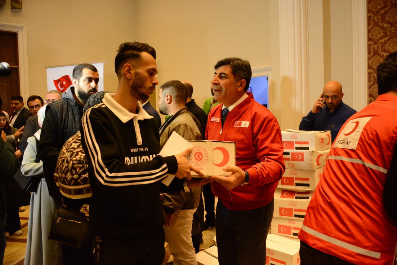 Türk Kızılay’dan Kahire’de Gazzelilere Anlamlı İftar Programı