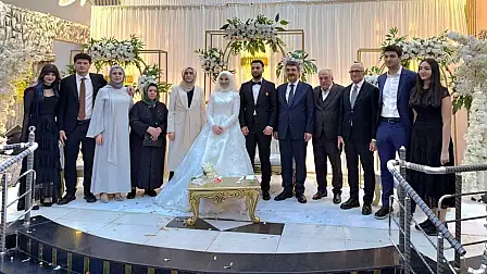 AK Parti Batman Milletvekili Ferhat Nasıroğlu, Siirt’te Düğün Törenine Katıldı