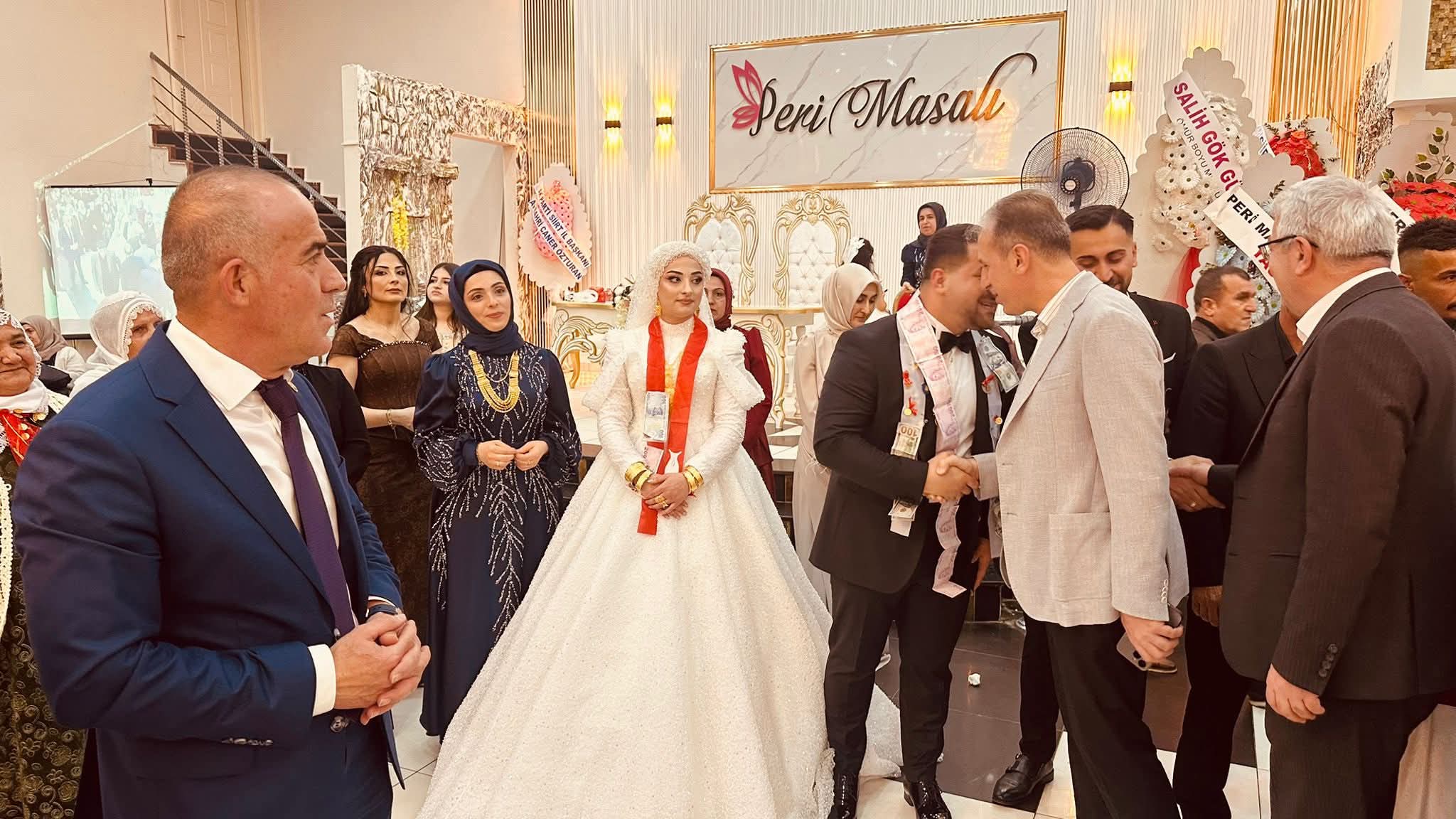 İzzettin Çiçek Dünyaevine Girdi