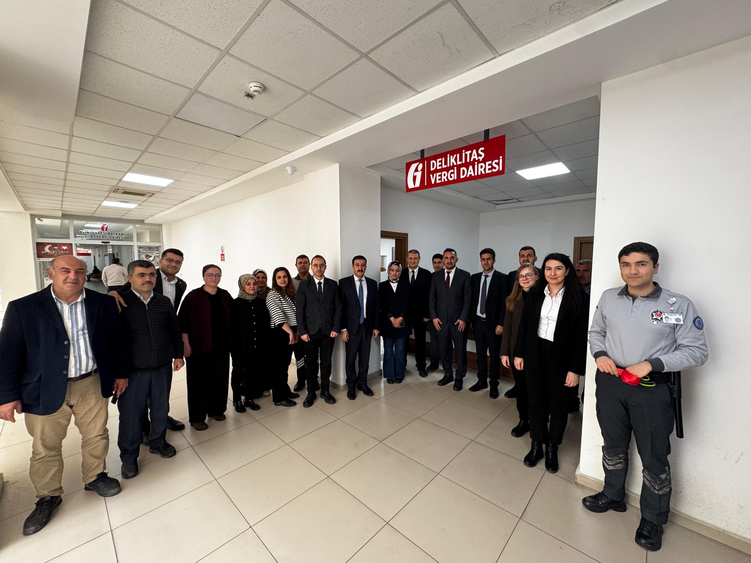 Deliklitaş Vergi Dairesi Hizmete Açıldı