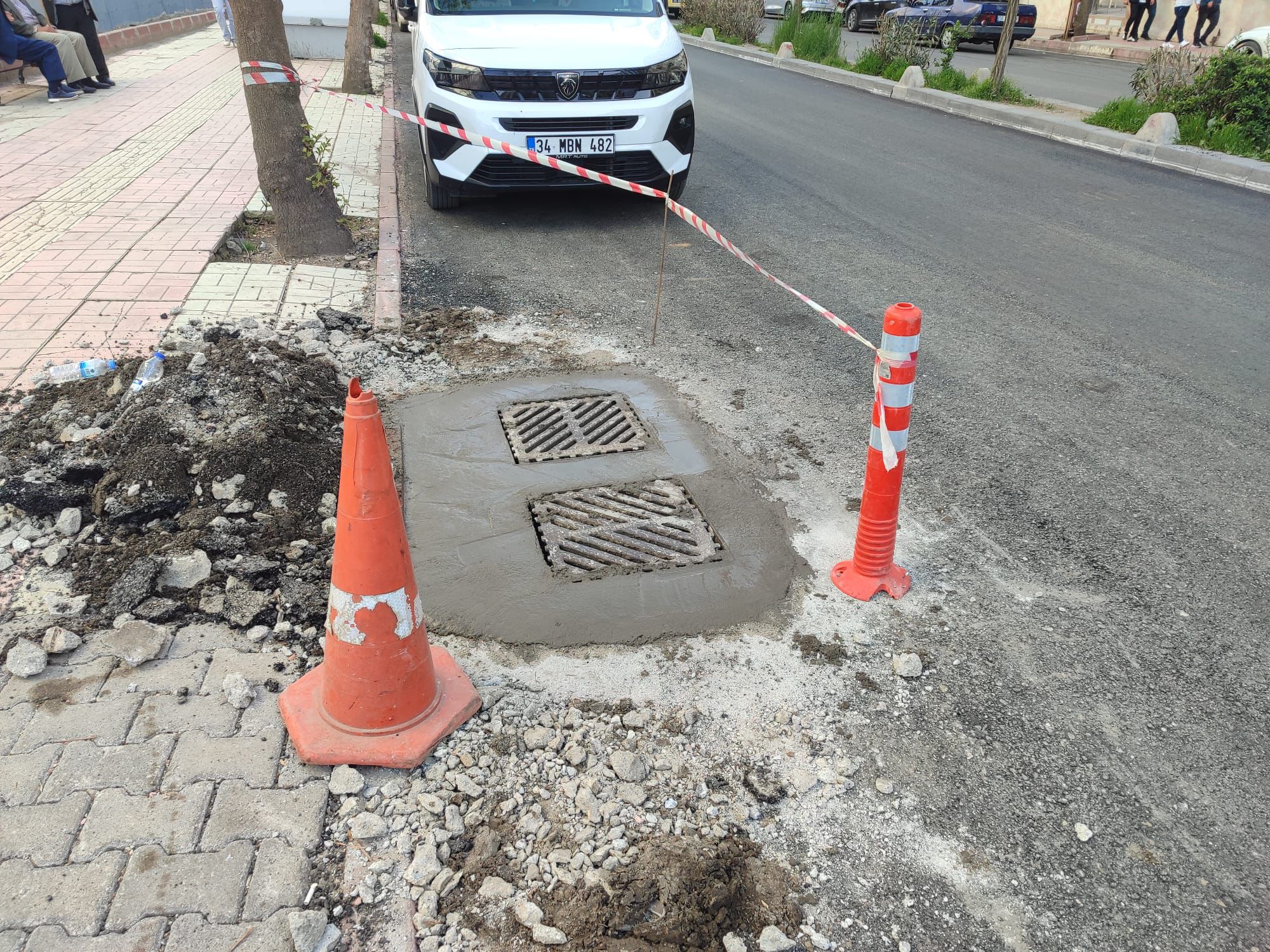 Siirt Belediyesi’nden Asfaltlamada Yeni Dönem: Maliyet Azaldı, Altyapı Güçlendi