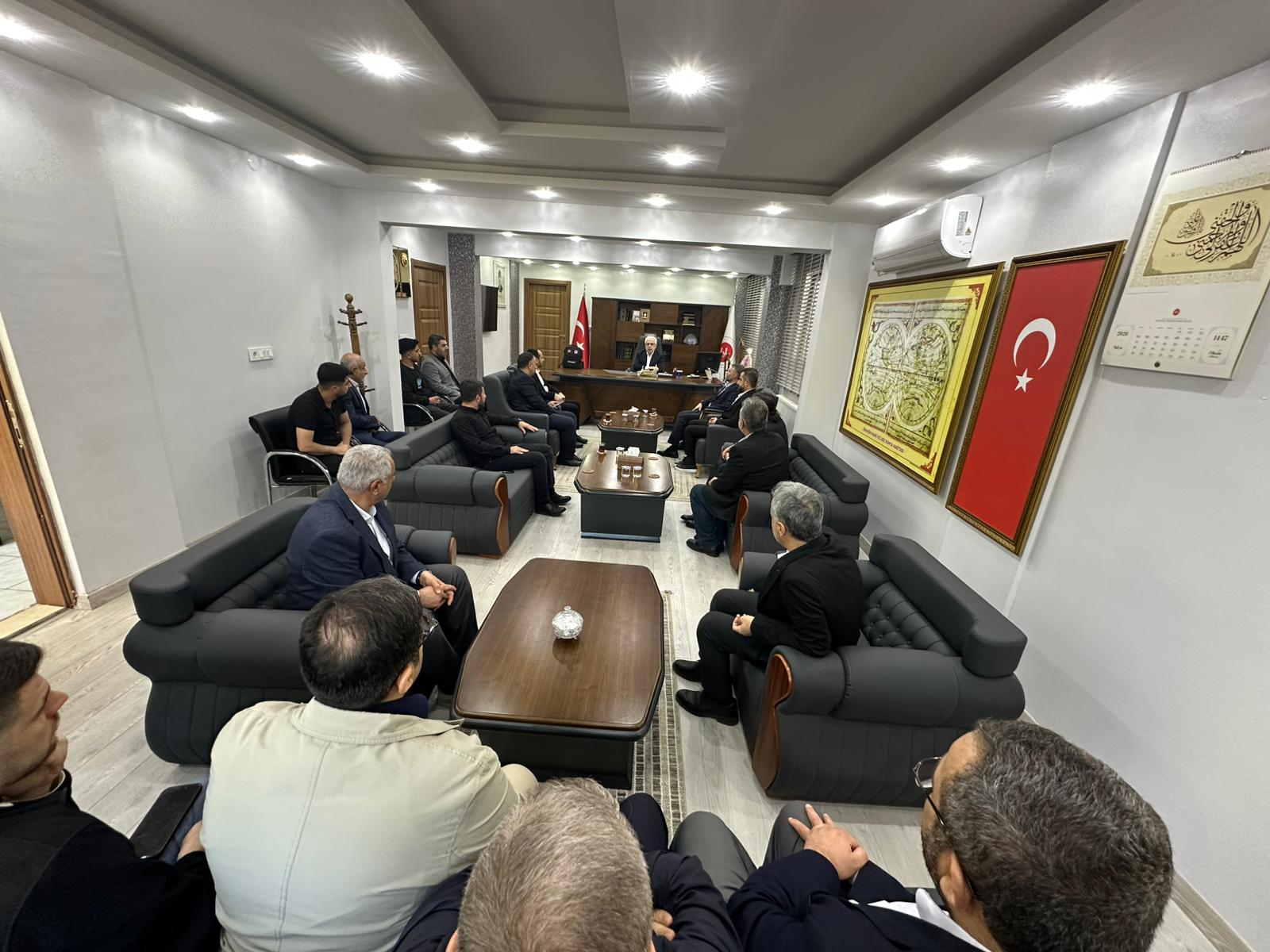 Siirt İl Müftüsü Şakir Pinal, Hac Görevi İçin Kutsal Topraklara Uğurlandı