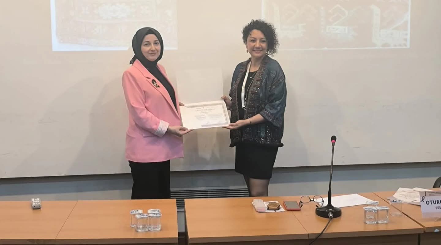 Siirt Olgunlaşma Enstitüsü Müdürü Elif Bobuş Mersin’de Siirt Kültürünü Anlattı