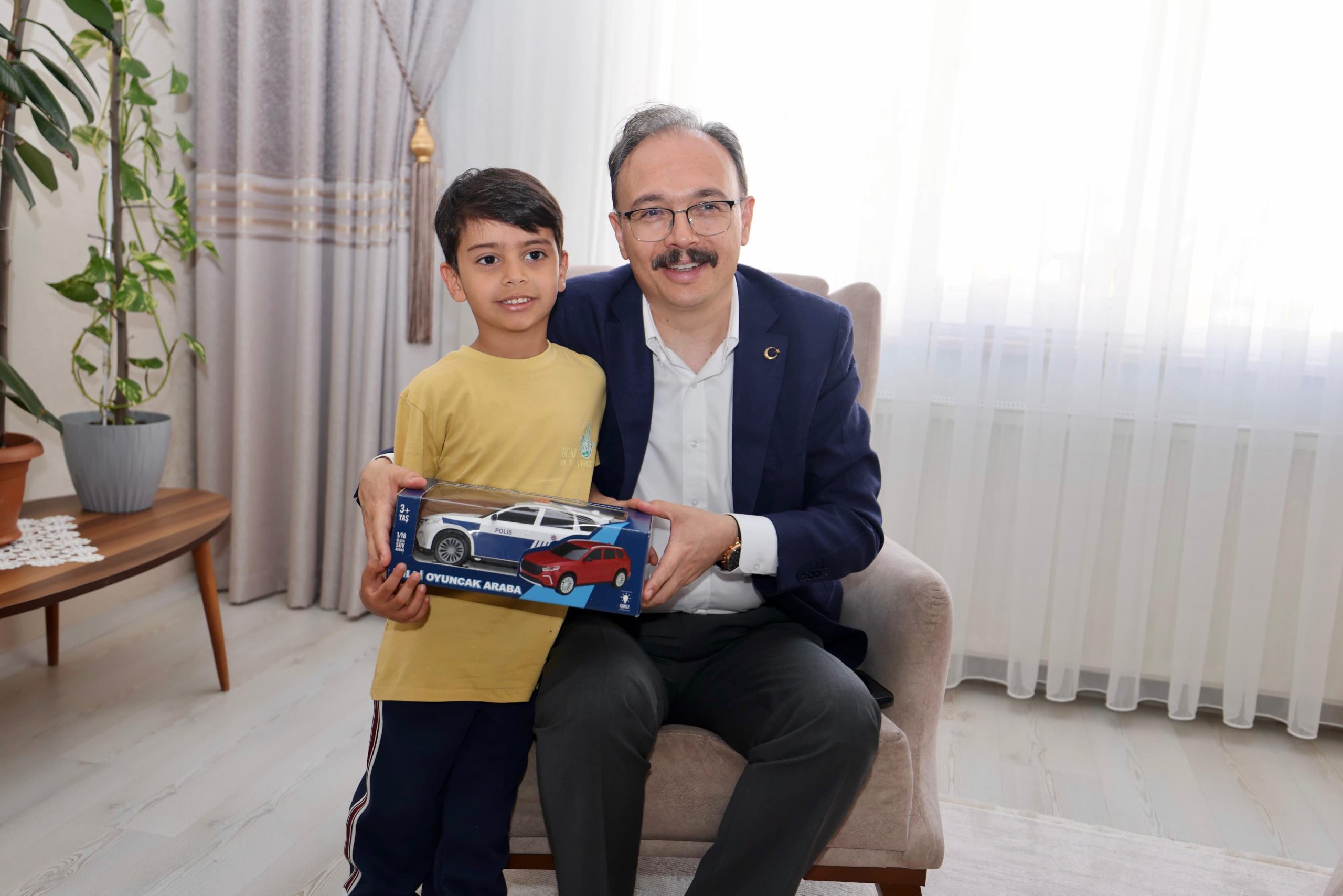 Siirt’te Şehit Aileleri ve Gazilere Bayram Ziyareti