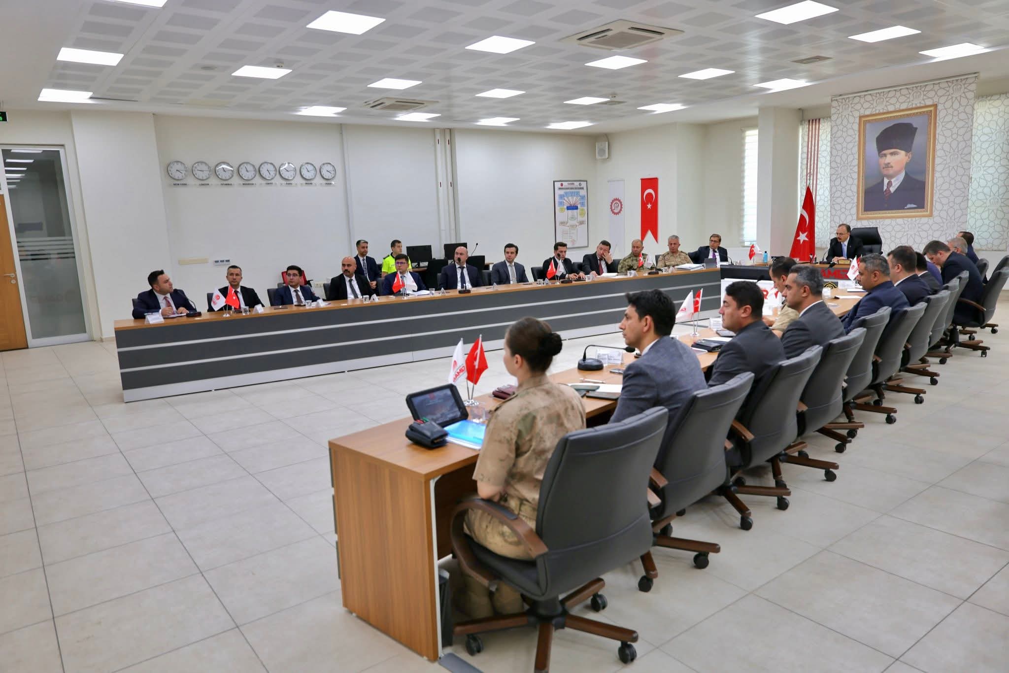 Siirt’te İl Güvenlik ve Asayiş Koordinasyon Toplantısı Gerçekleştirildi