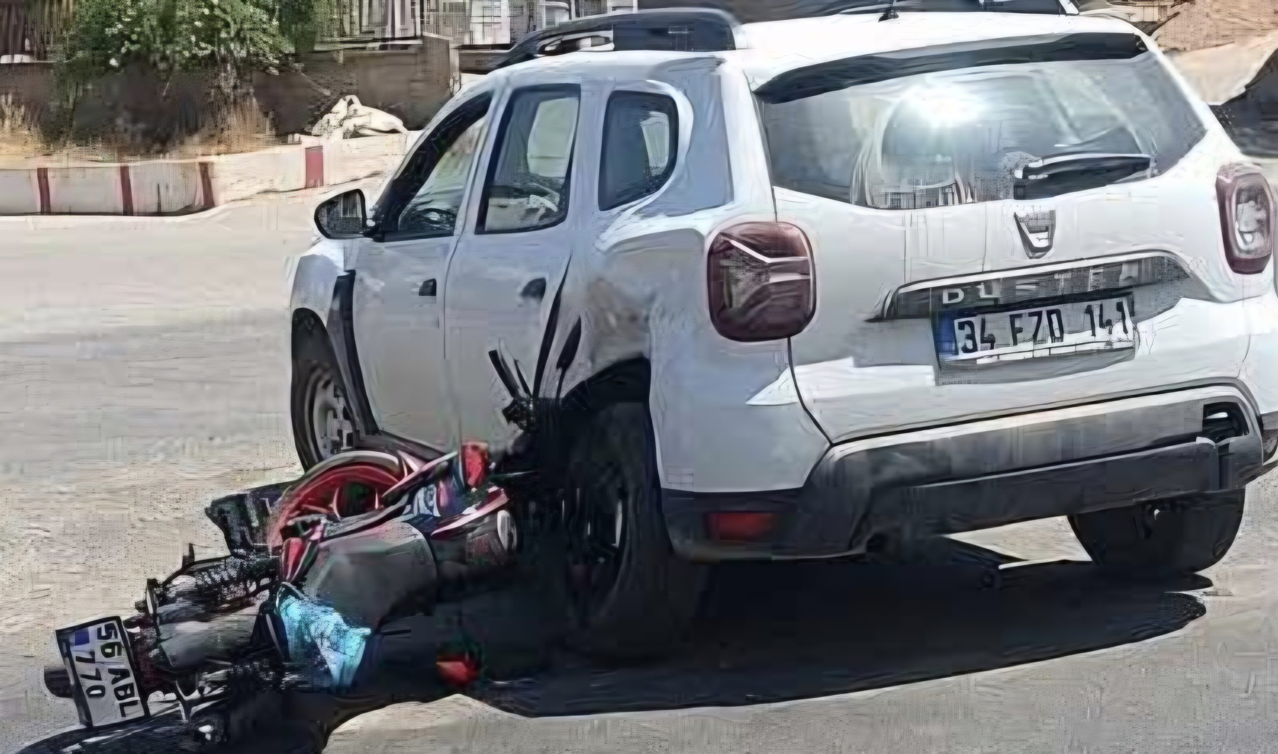 Siirt’te Otomobil ile Motosiklet Çarpıştı: 1 Yaralı