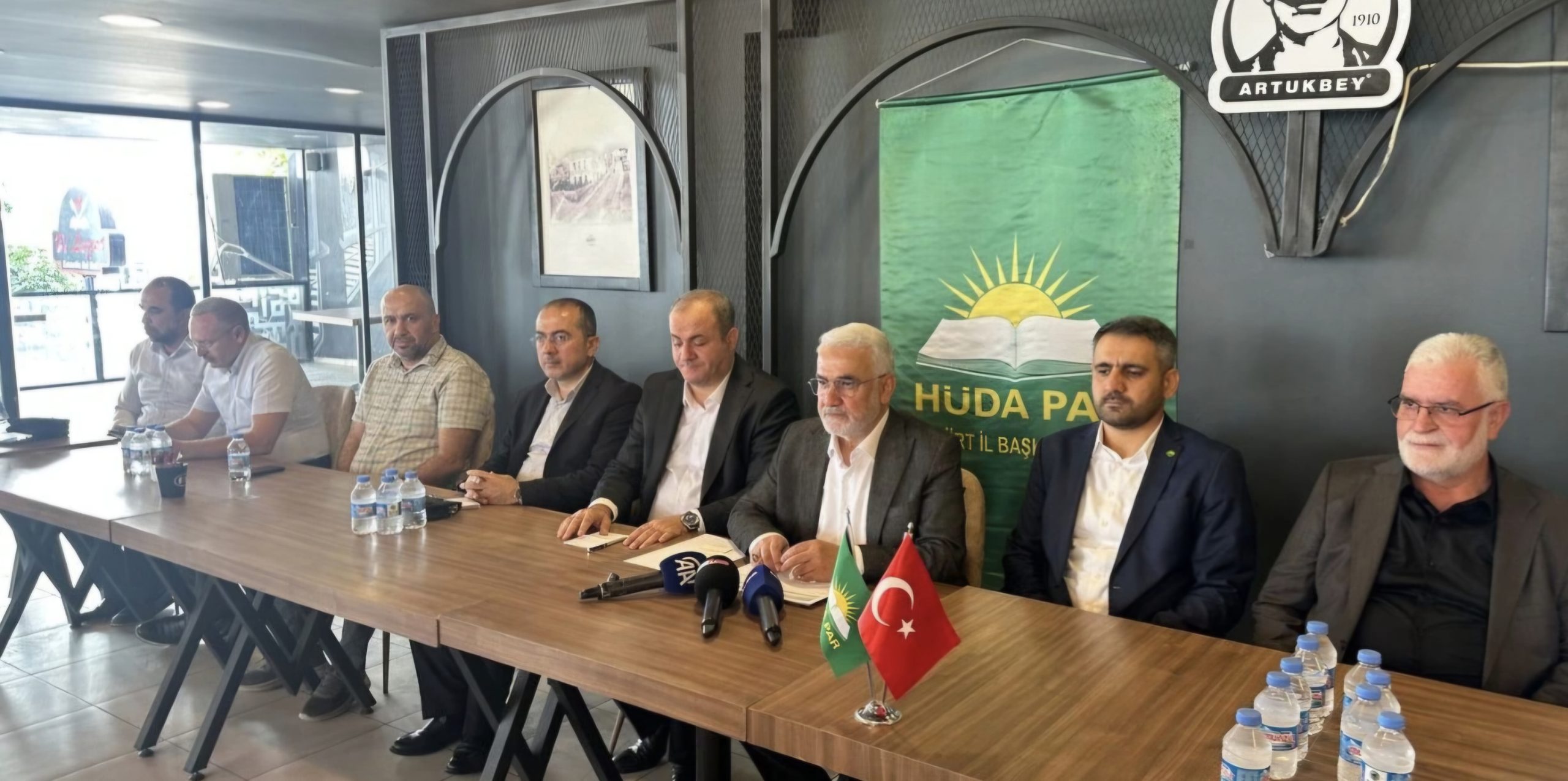 Yapıcıoğlu Siirt’te konuştu: “Yüksek faiz beladır”