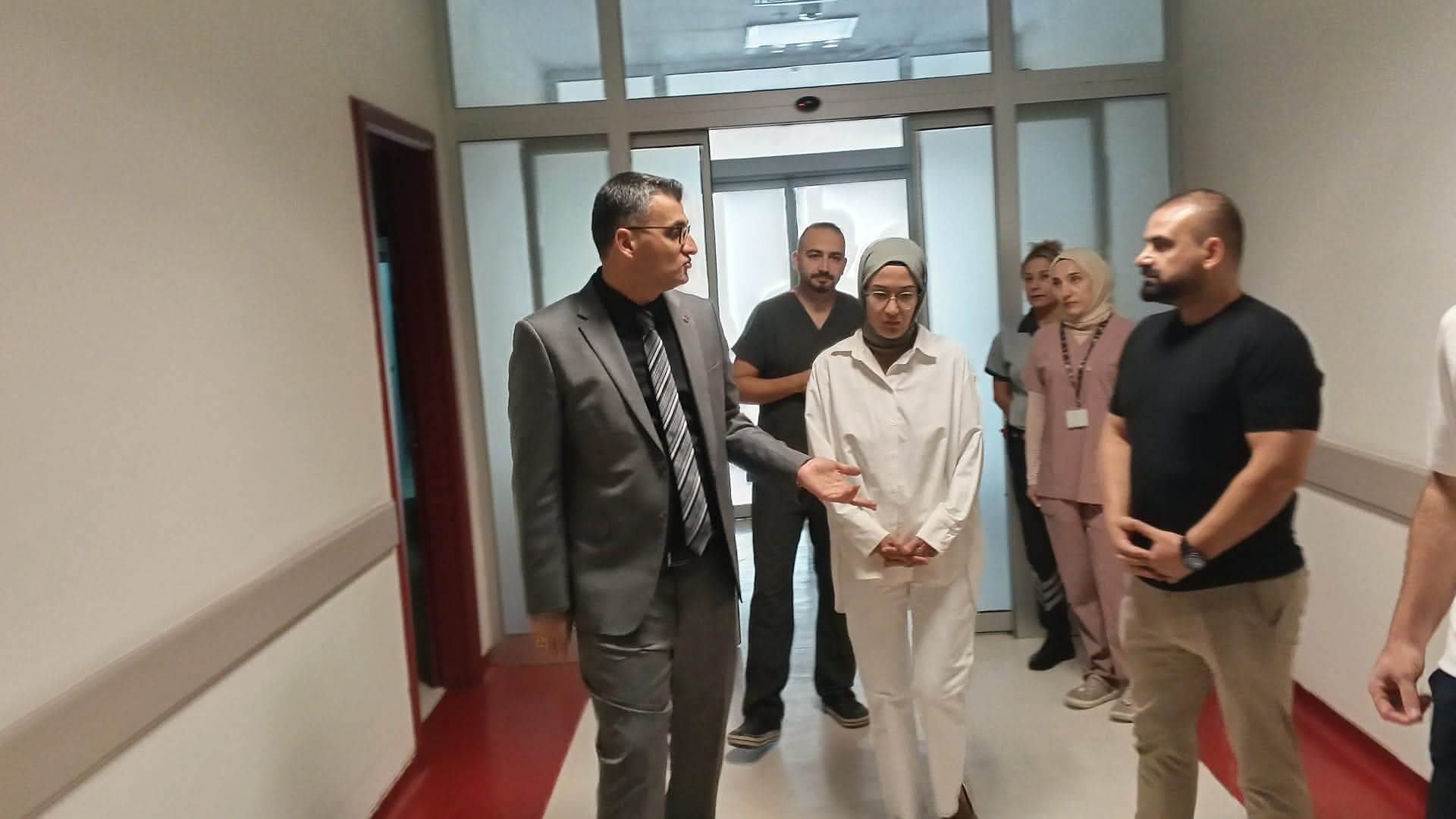 İl Sağlık Müdürü Uzm. Dr. Besim Hacıoğlu’ndan Eruh Devlet Hastanesi’ne Ziyaret